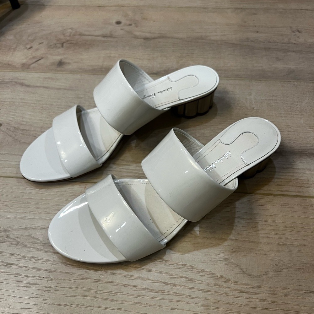 Salvatore Ferragamo White Leather Slide Sandals 8.5 Gold Block Heel